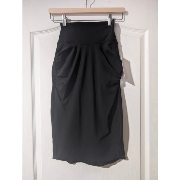 Athleta | Transcend High Rise Midi Skirt In Black - Picture 4 of 14